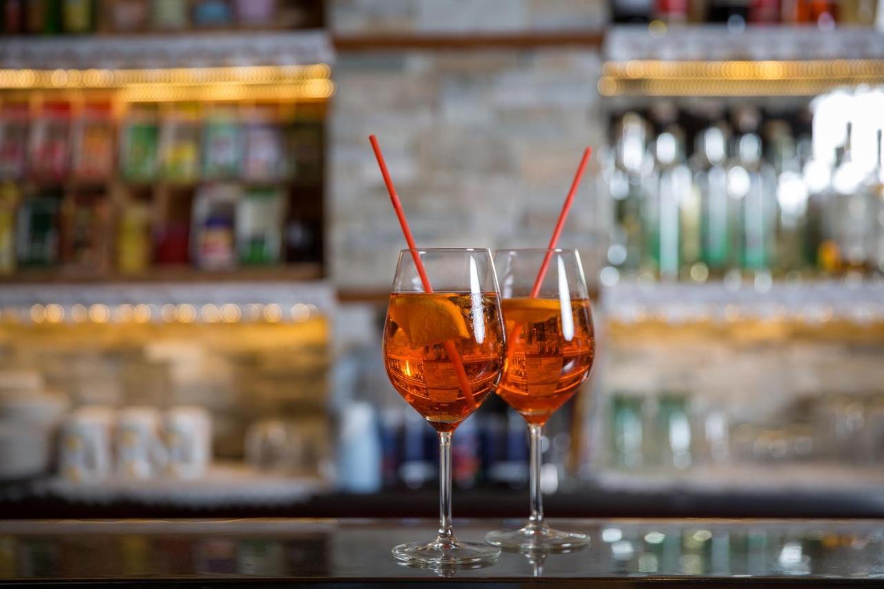 德比酒店3*